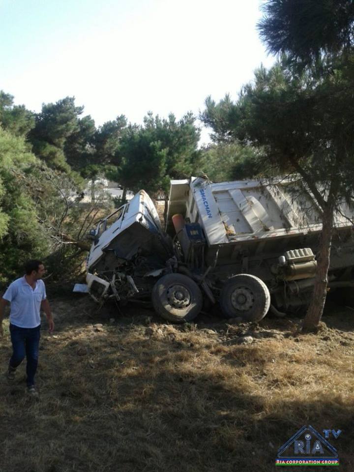 Bakıda avtobus aşdı  -  21 yaralı+Hadisə yerindən fotolar